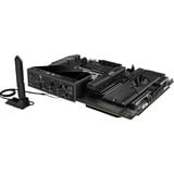 ASUS ROG CROSSHAIR X870E DARK HERO, Mainboard 