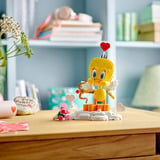LEGO 40824 Looney Tunes Liebesbote Tweety, Konstruktionsspielzeug 