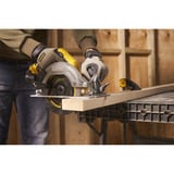 Stanley Akku-Handkreissäge (SFMCS550B-XJ), 18Volt schwarz/gelb, ohne Akku und Ladegerät
