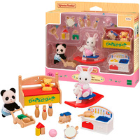 EPOCH Sylvanian Families - Baby Kindergarten Spielzeug mit Figuren, Konstruktionsspielzeug 